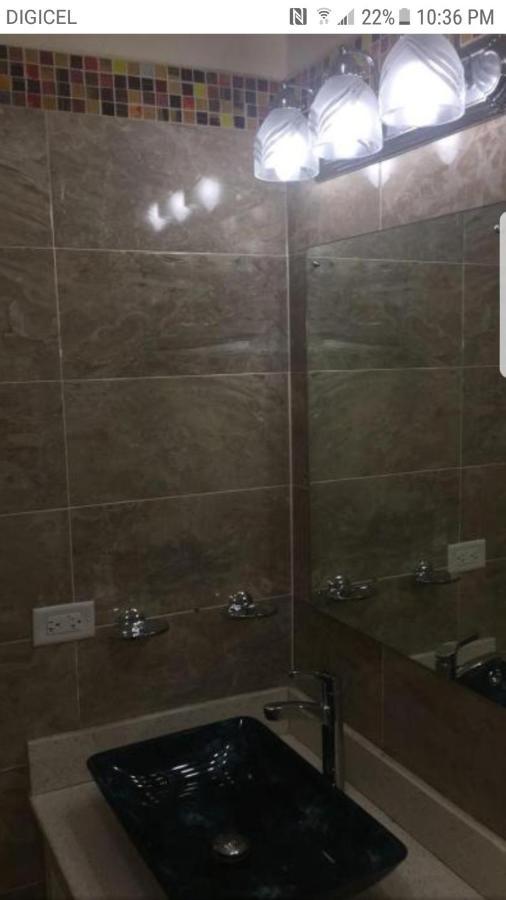 Merrivale Suite Kingston Eksteriør billede